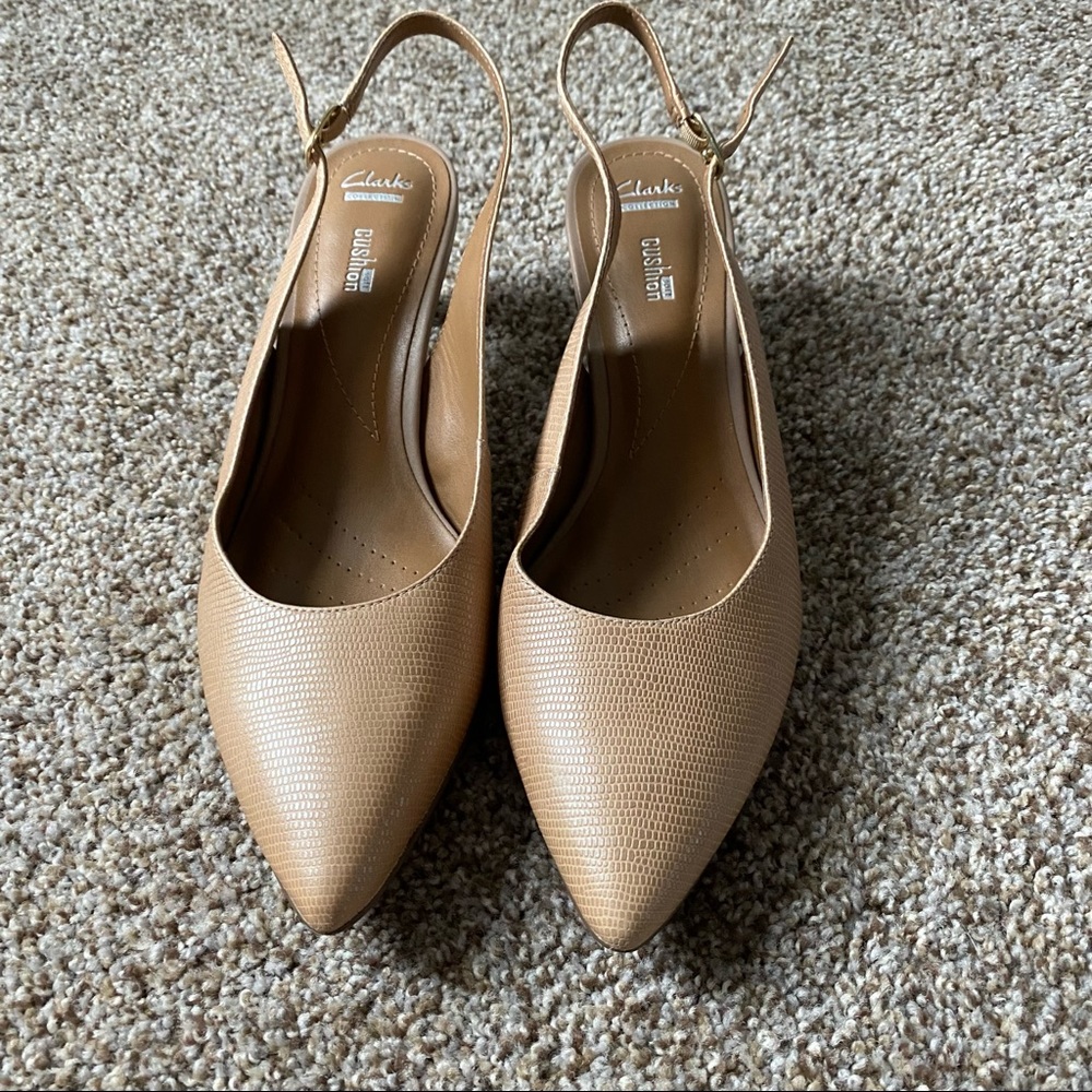 Clarks Soft Cushion slingback Kitten heel